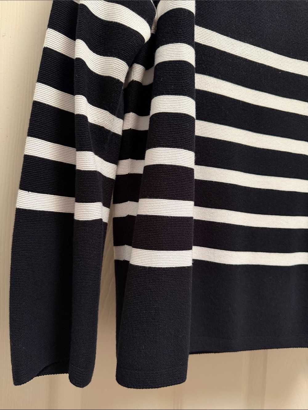 Uniqlo 3D Knit Cotton Sweater Black/White Stripes Sz L - Picture 3 of 7